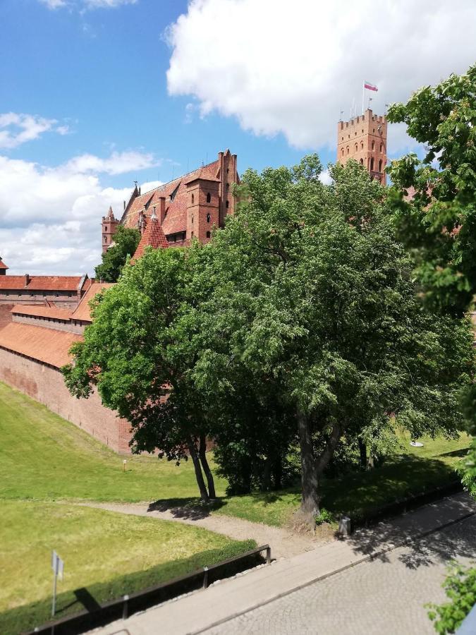 Apartament U Krzyzaka Lejlighed Malbork Eksteriør billede